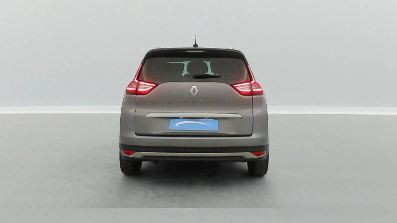 Vente en ligne Renault Grand Scenic 4 Grand Scenic TCe 160 FAP EDC au prix de 21 900 €