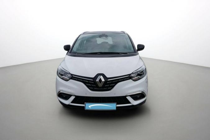 Vente en ligne Renault Grand Scenic 4 Grand Scenic TCe 140 EDC au prix de 25 990 €