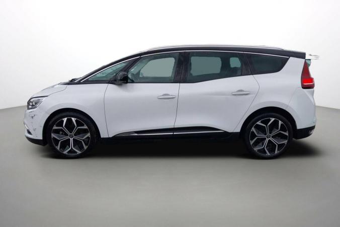 Vente en ligne Renault Grand Scenic 4 Grand Scenic TCe 140 EDC au prix de 25 990 €