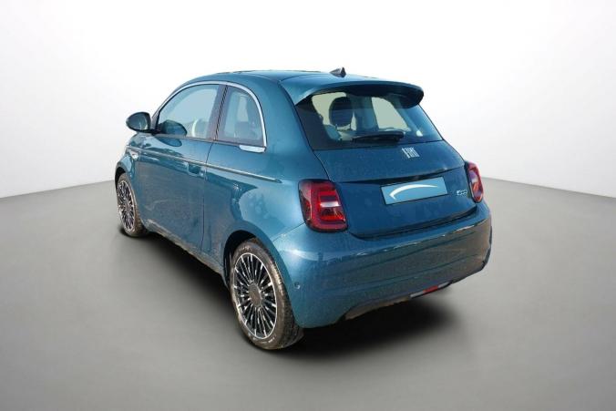 Vente en ligne Fiat 500 électrique 500 e 118 ch au prix de 15 900 €