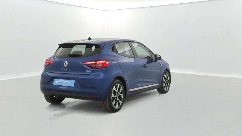 Vente en ligne Renault Clio 5 Clio E-Tech 140 au prix de 16 490 €