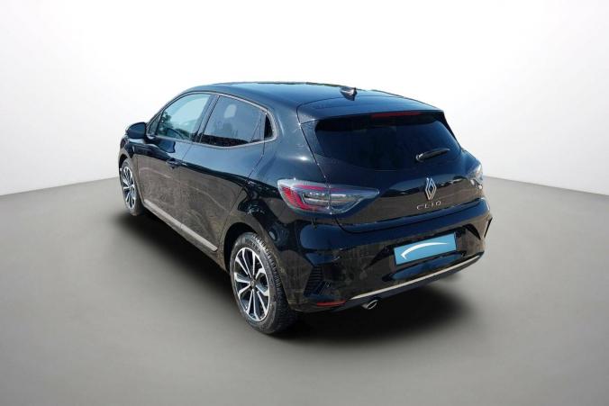 Vente en ligne Renault Clio 5 Clio TCe 90 au prix de 17 490 €