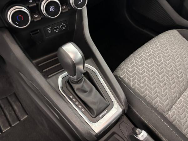 Vente en ligne Renault Clio 5 Clio E-Tech 140 au prix de 16 490 €