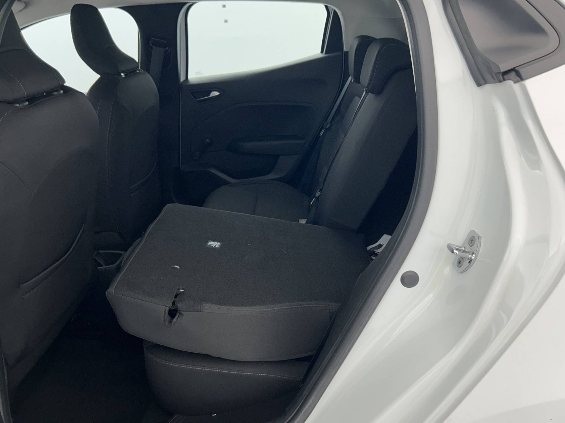 Vente en ligne Renault Clio 5 Clio Blue dCi 85 au prix de 13 690 €