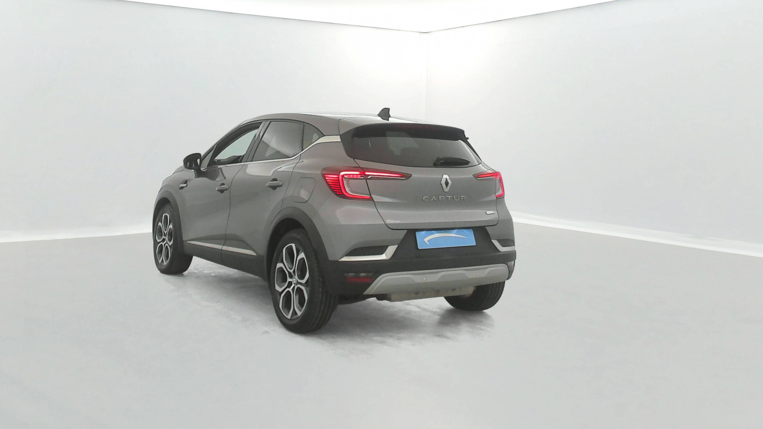 Vente en ligne Renault Captur  E-Tech Plug-in 160 - 21 au prix de 19 490 €