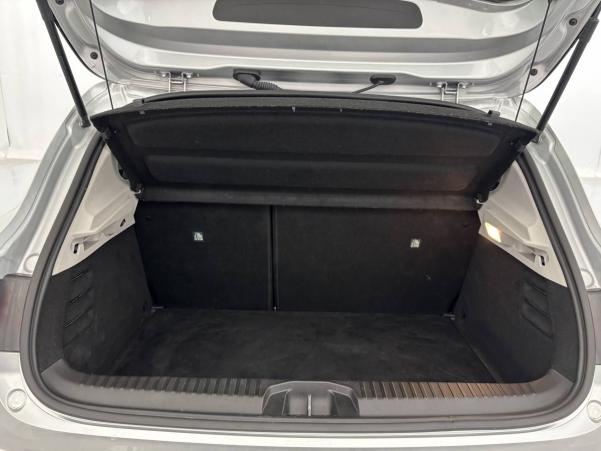 Vente en ligne Renault Clio 5 Clio TCe 90 au prix de 15 500 €