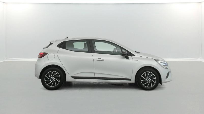 Vente en ligne Renault Clio 5 Clio TCe 90 au prix de 15 500 €