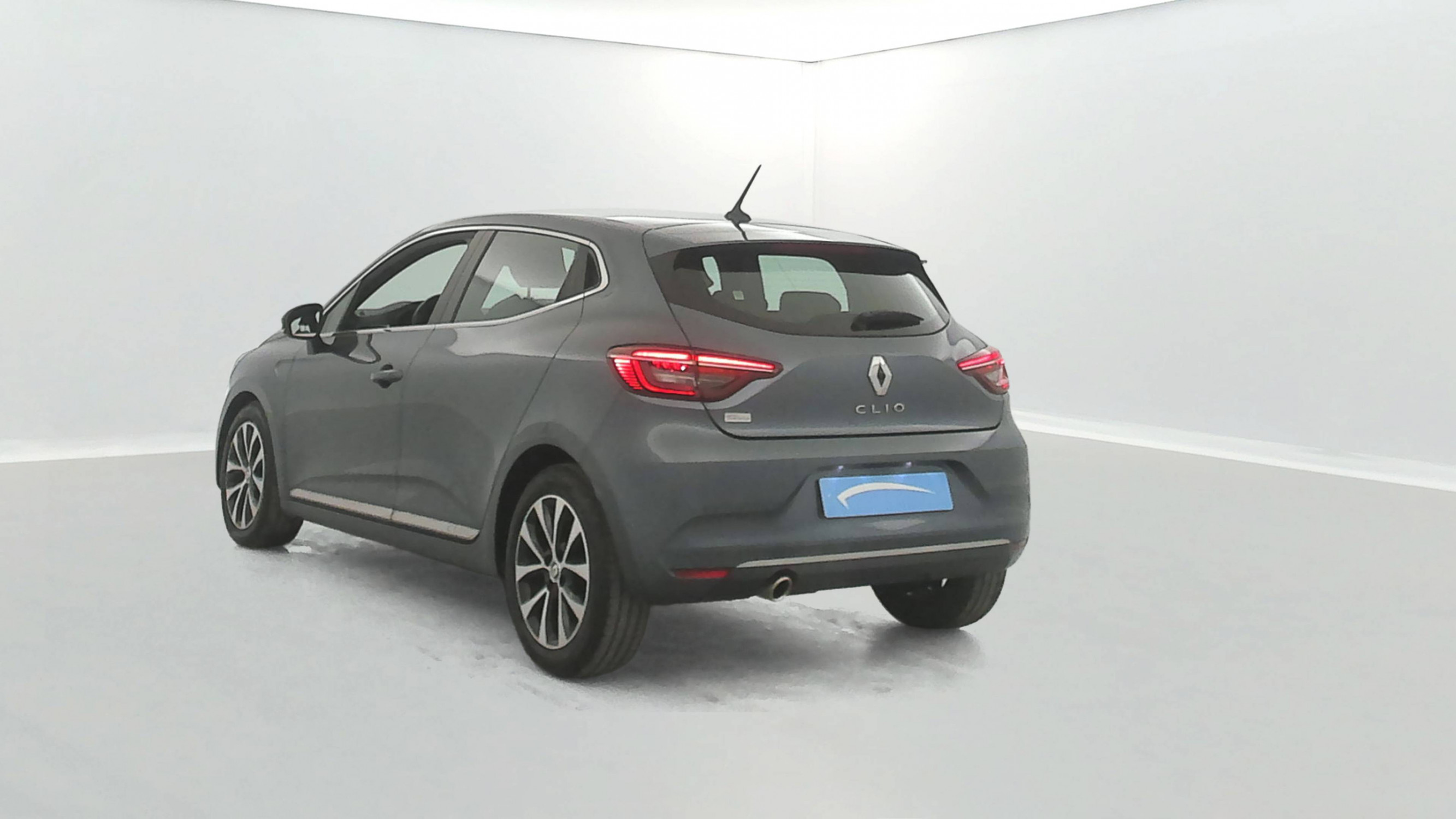 Vente en ligne Renault Clio 5 Clio TCe 90 - 21N au prix de 15 690 €