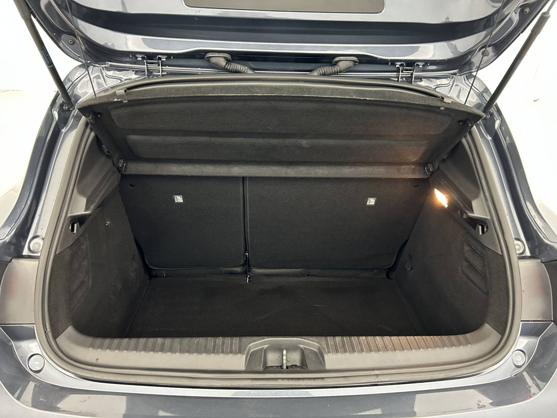 Vente en ligne Renault Clio 5 Clio TCe 90 - 21N au prix de 15 690 €