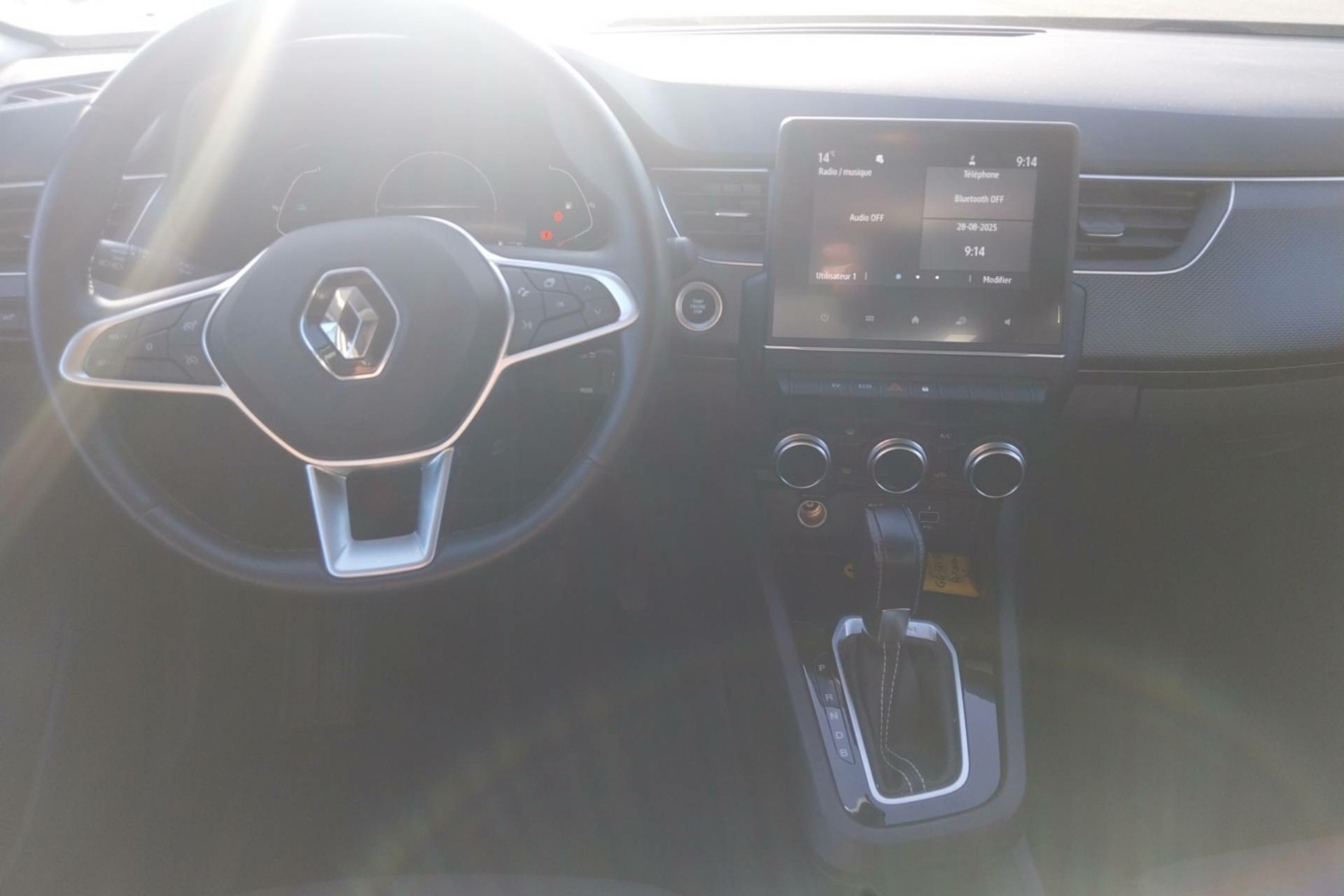 Vente en ligne Renault Arkana  E-Tech 145 au prix de 19 990 €