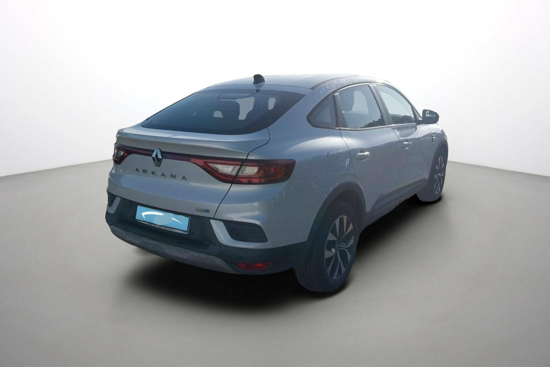 Vente en ligne Renault Arkana  E-Tech 145 au prix de 19 990 €