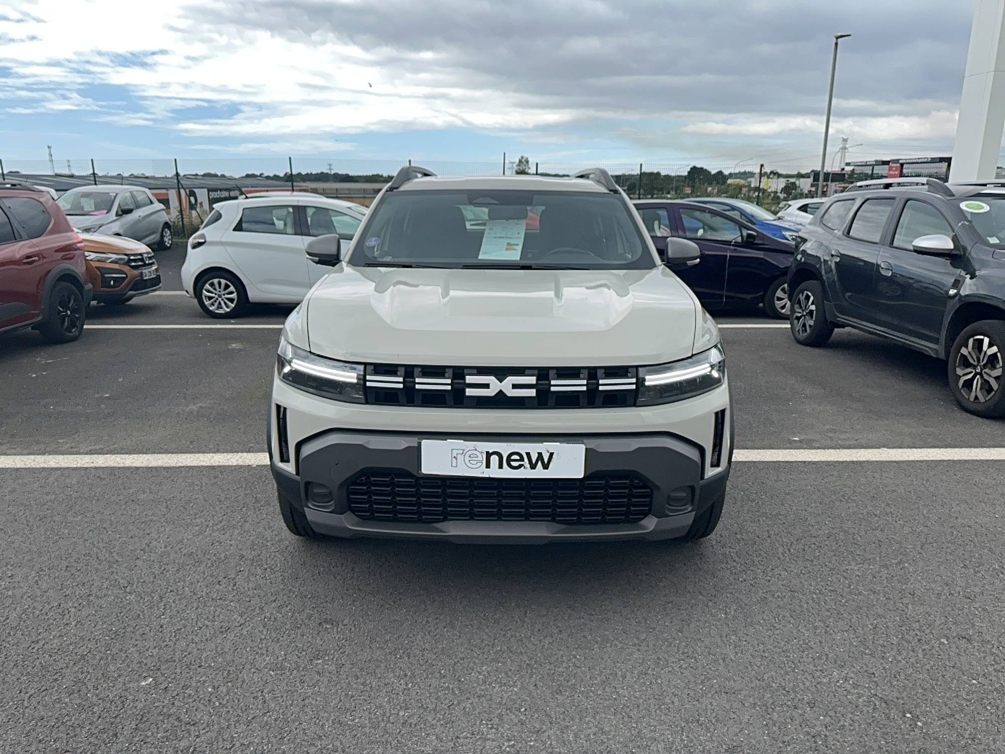 Vente en ligne Dacia Duster  Hybrid 140 au prix de 26 490 €