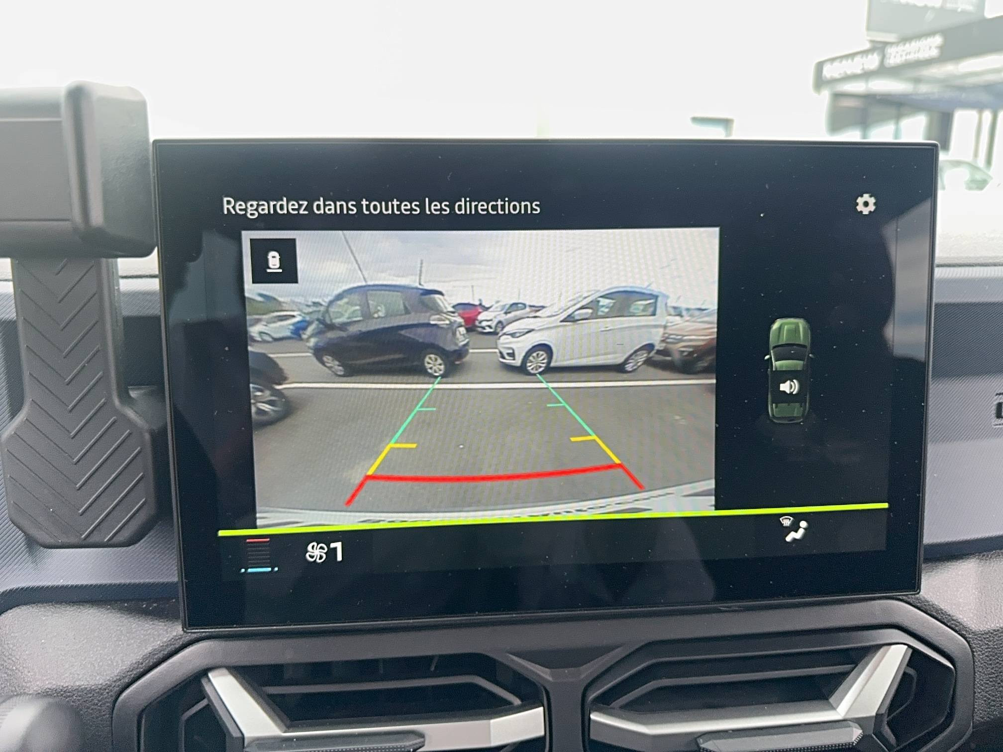 Vente en ligne Dacia Duster  Hybrid 140 au prix de 26 490 €