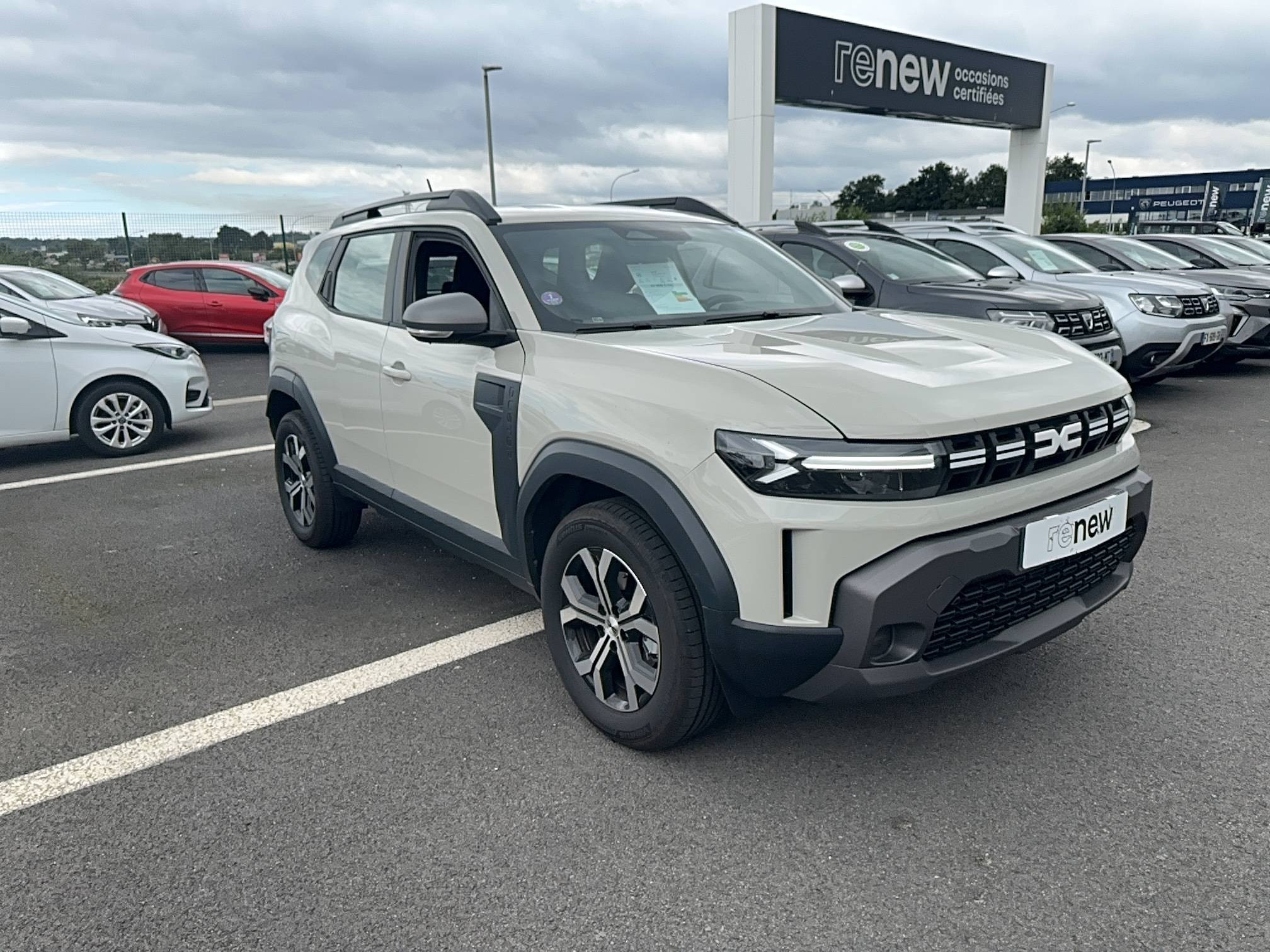 Vente en ligne Dacia Duster  Hybrid 140 au prix de 26 490 €
