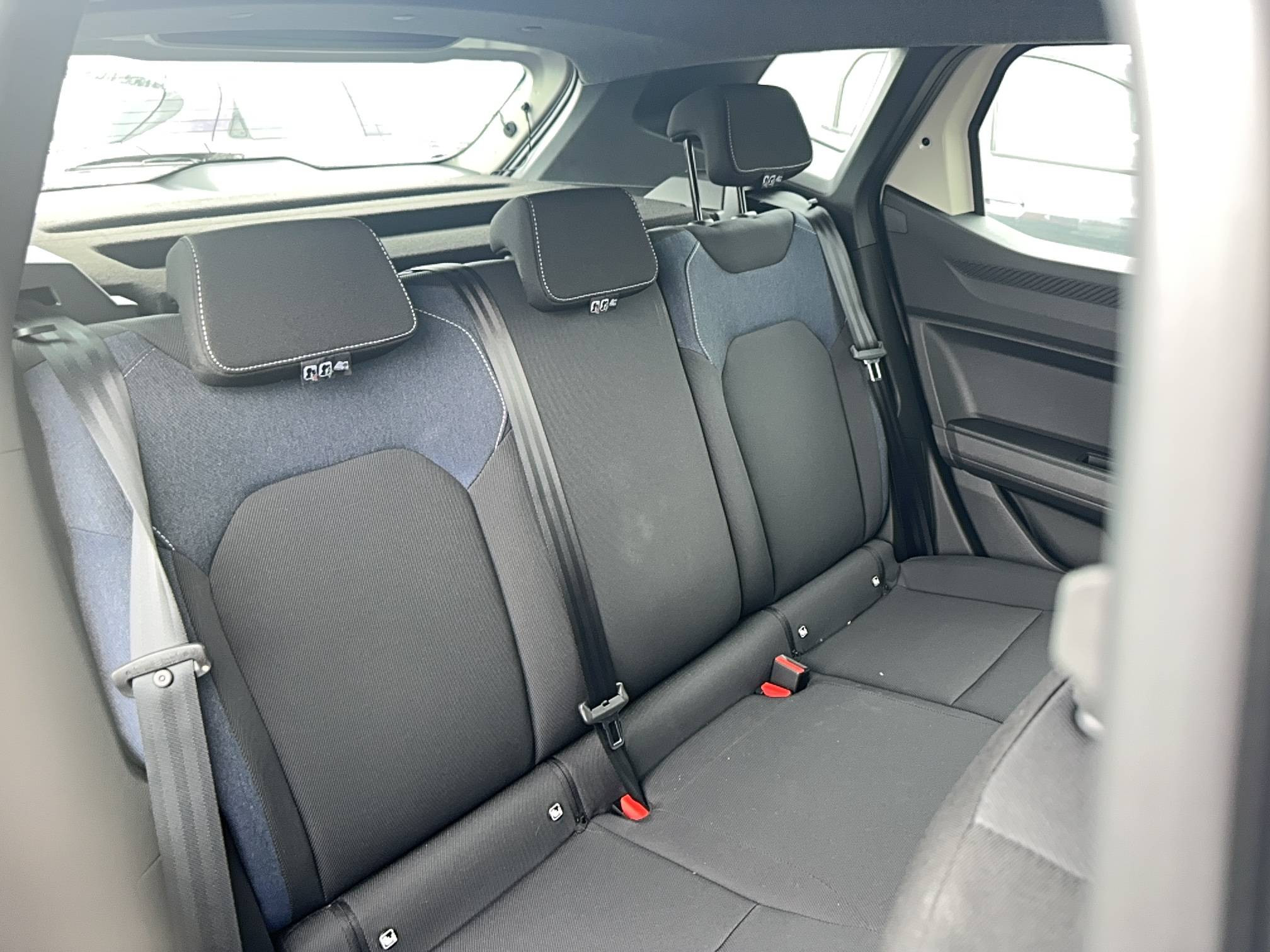 Vente en ligne Dacia Duster  Hybrid 140 au prix de 26 490 €