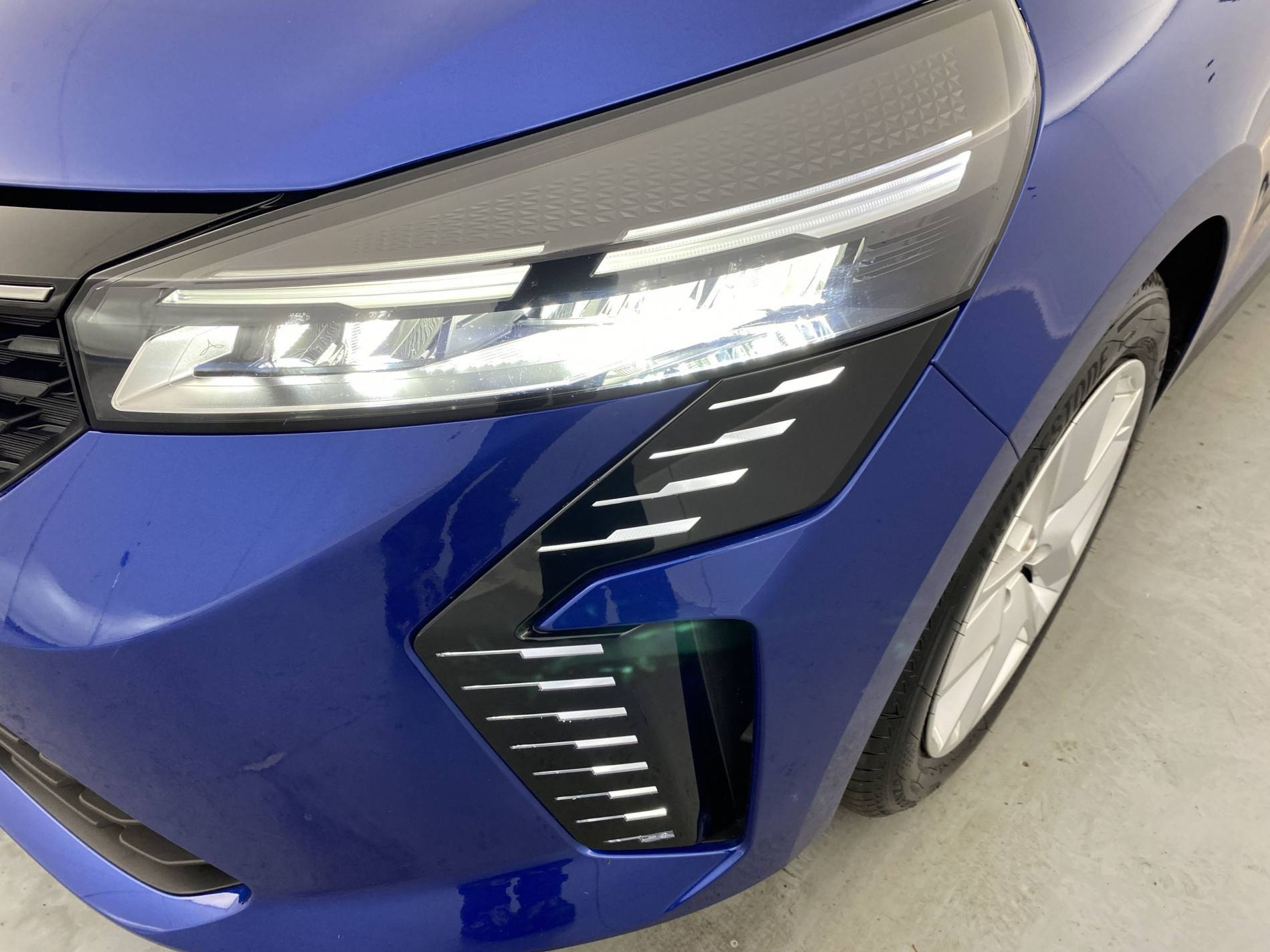 Vente en ligne Renault Clio 5 Clio TCe 90 au prix de 16 490 €