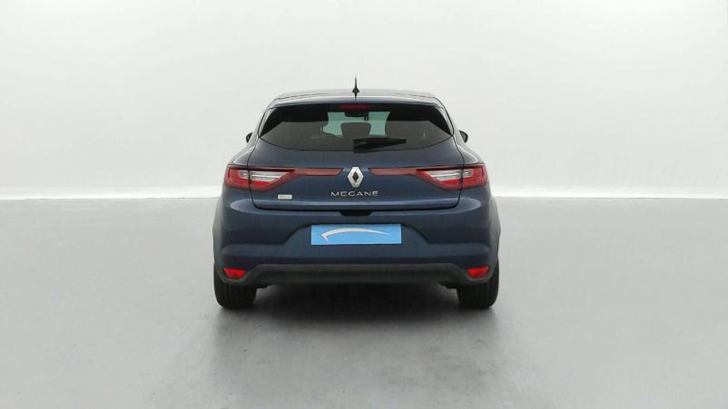 Vente en ligne Renault Megane 4 Mégane IV Berline TCe 140 EDC FAP au prix de 16 990 €