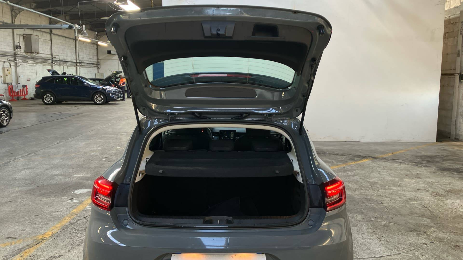 Vente en ligne Renault Clio 5 Clio Blue dCi 85 au prix de 13 890 €