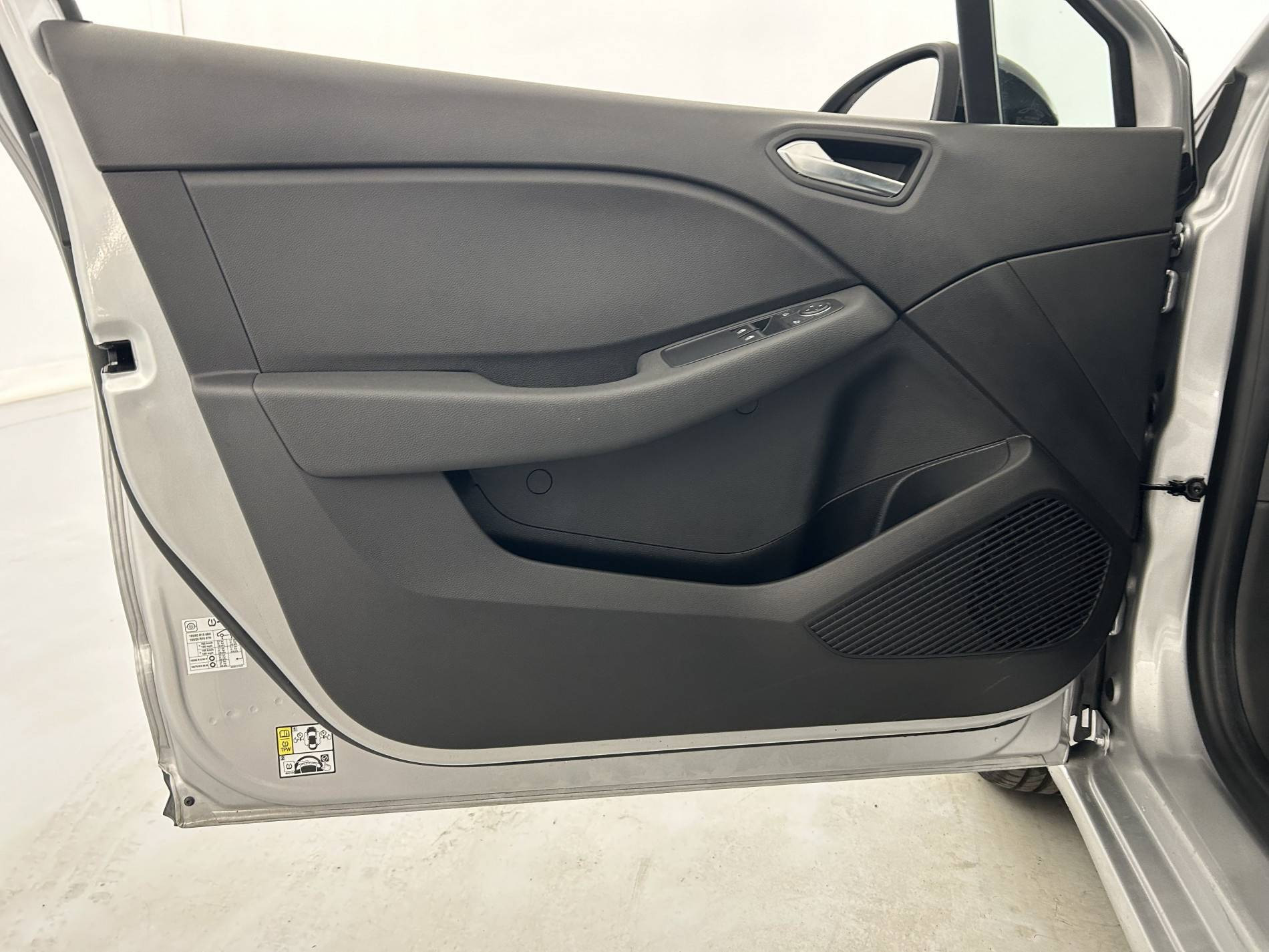 Vente en ligne Renault Clio 5 Clio TCe 90 au prix de 15 490 €