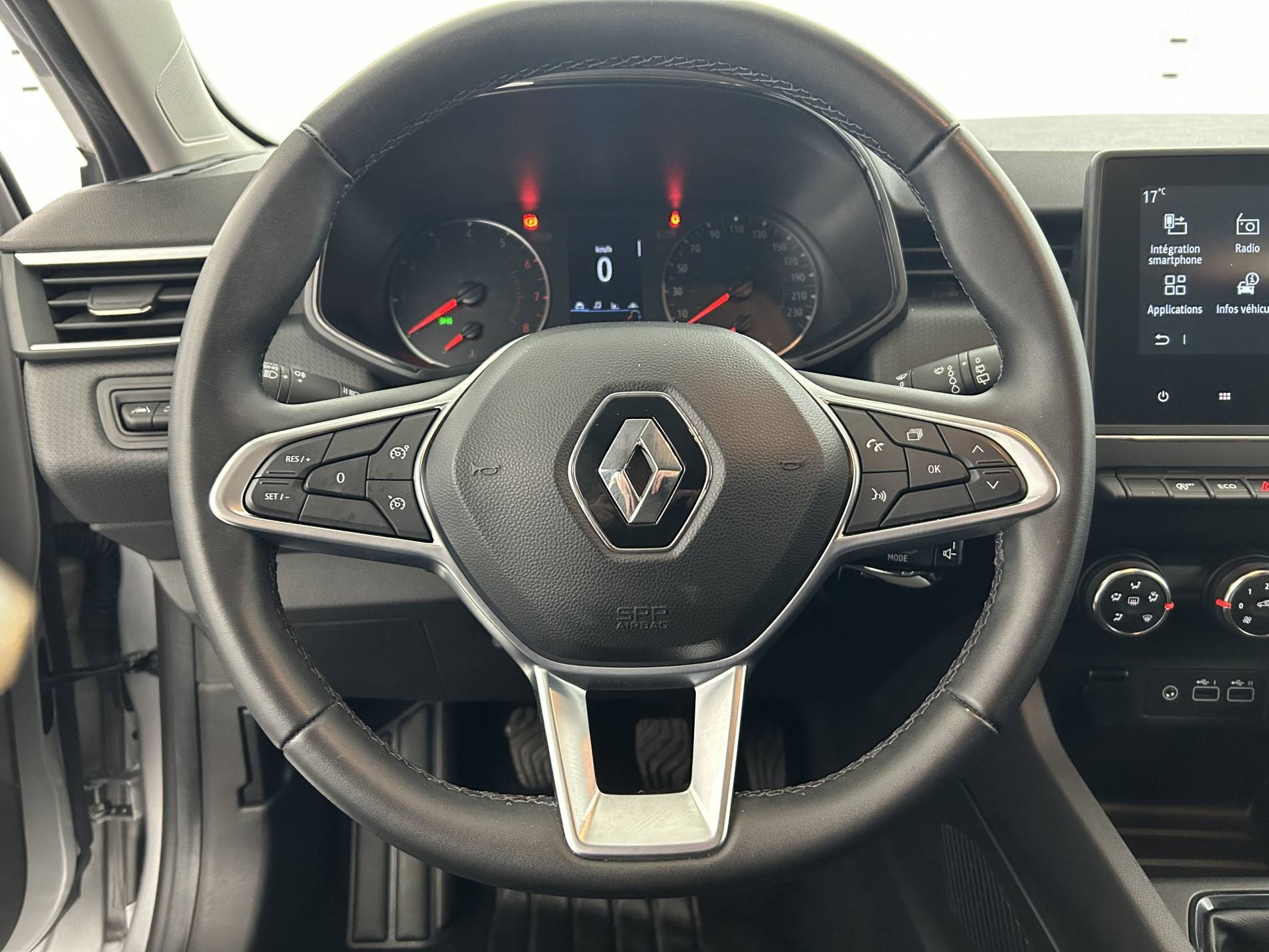 Vente en ligne Renault Clio 5 Clio TCe 90 au prix de 15 490 €