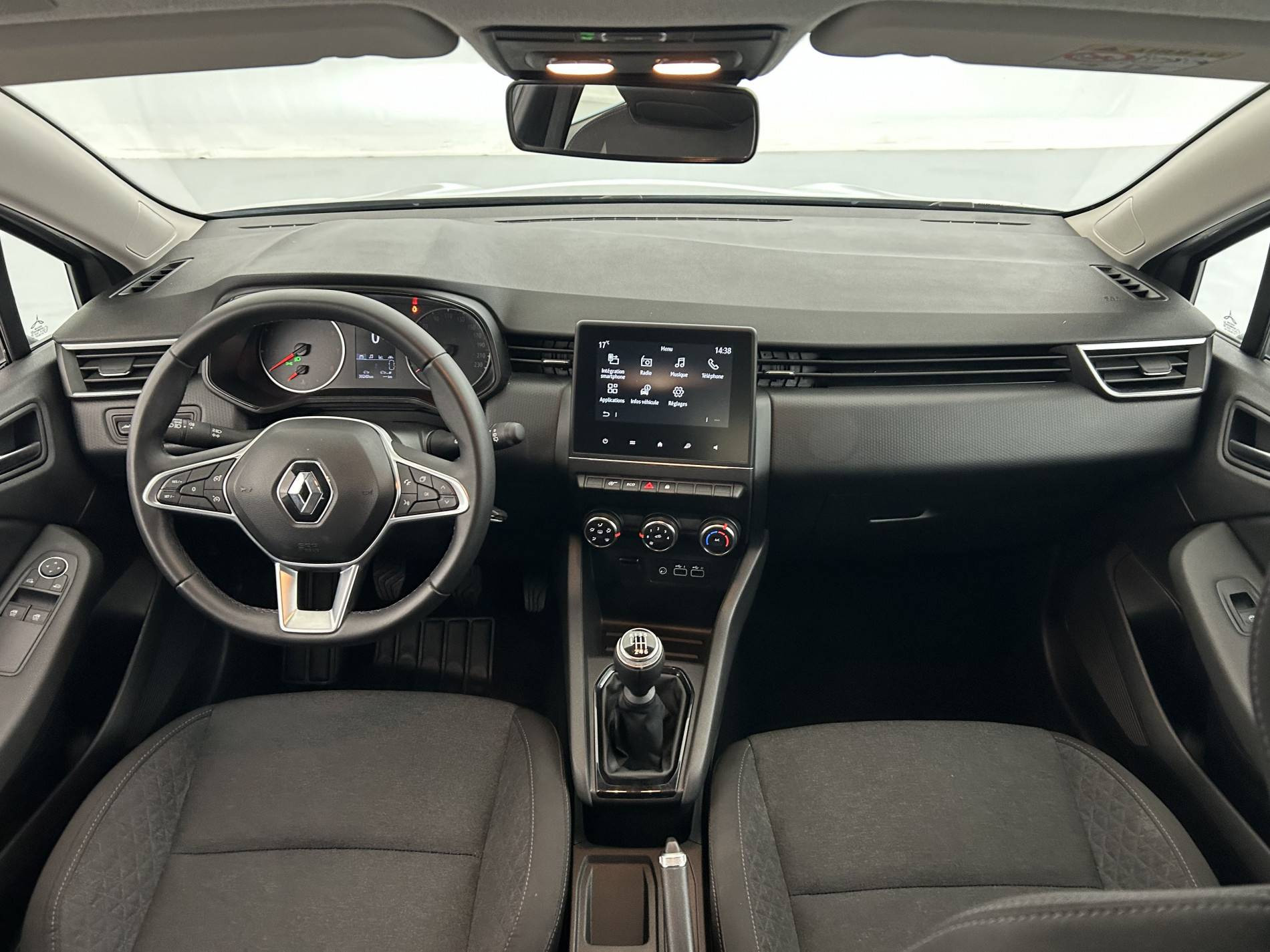 Vente en ligne Renault Clio 5 Clio TCe 90 au prix de 15 490 €