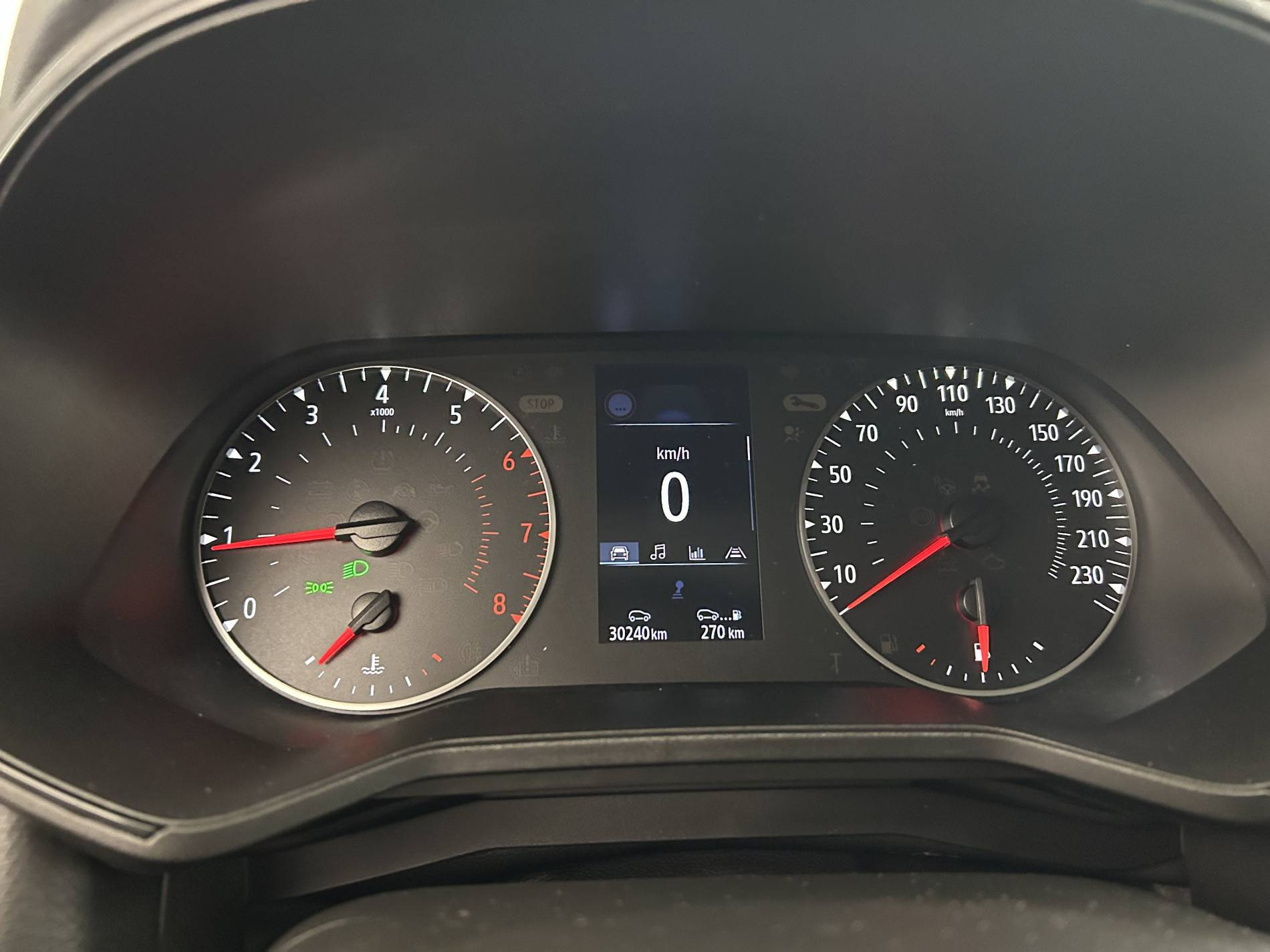 Vente en ligne Renault Clio 5 Clio TCe 90 au prix de 15 490 €