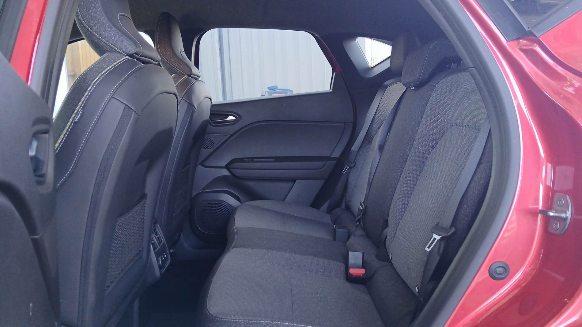 Vente en ligne Renault Captur  E-Tech full hybrid 145 ch au prix de 26 690 €