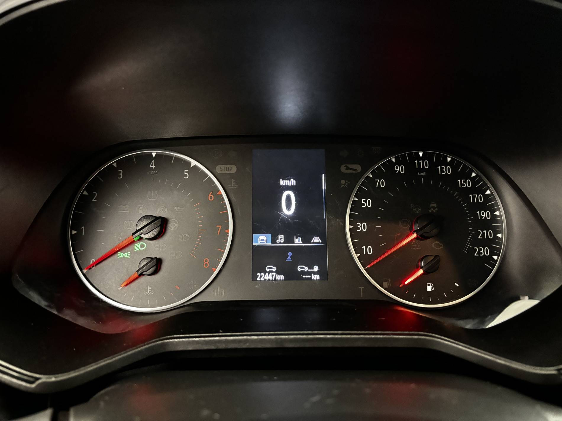 Vente en ligne Renault Clio 5 Clio TCe 90 au prix de 15 990 €