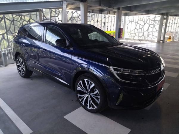 Vente en ligne Renault Nouveau Espace Espace E-Tech hybrid 200 au prix de 46 490 €