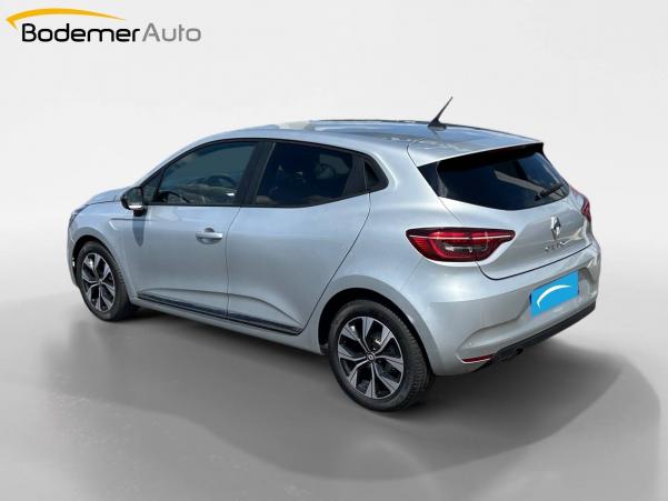 Vente en ligne Renault Clio 5 Clio TCe 90 au prix de 15 900 €