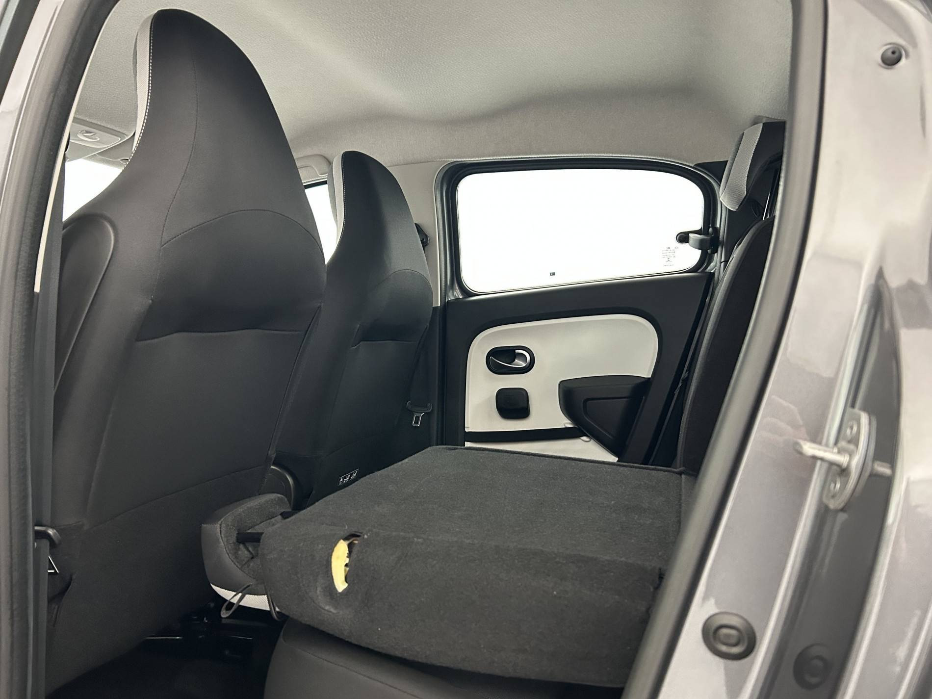 Vente en ligne Renault Twingo Electrique Twingo III E-Tech au prix de 11 690 €