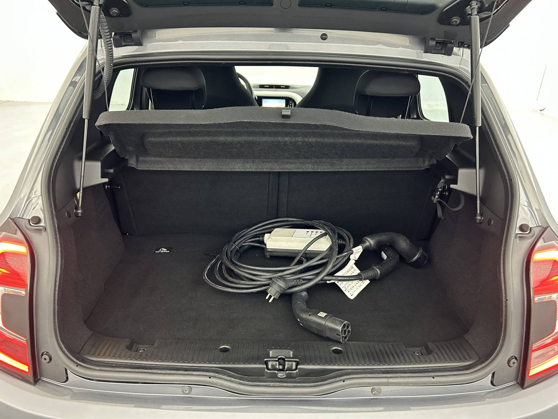 Vente en ligne Renault Twingo Electrique Twingo III E-Tech au prix de 11 690 €