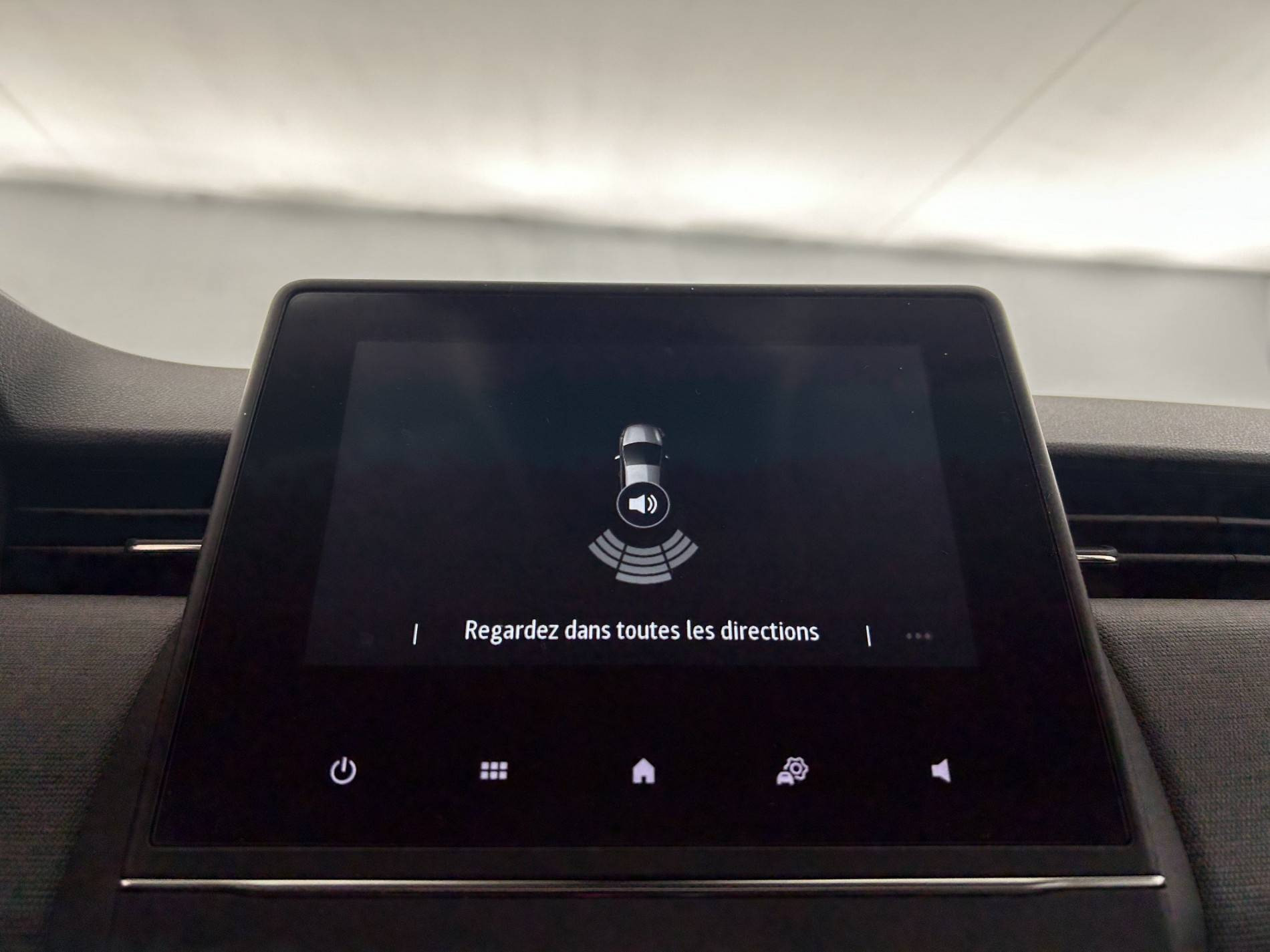 Vente en ligne Renault Clio 5 Clio SCe 65 au prix de 14 490 €