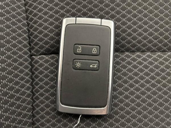 Vente en ligne Renault Arkana  E-Tech 145 au prix de 21 900 €