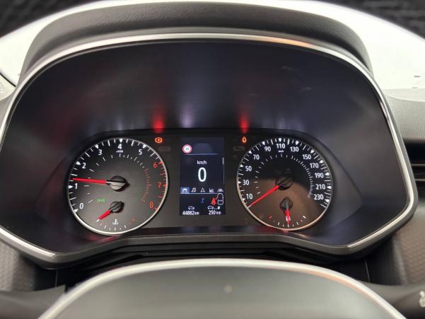 Vente en ligne Renault Clio 5 Clio TCe 90 - 21 au prix de 14 990 €