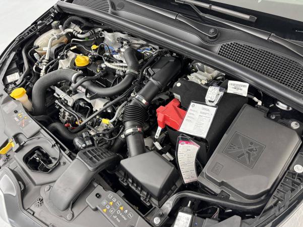 Vente en ligne Renault Clio 5 Clio TCe 90 au prix de 15 990 €