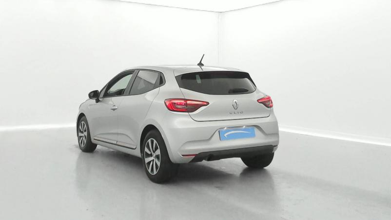 Vente en ligne Renault Clio 5 Clio Blue dCi 100 au prix de 17 490 €