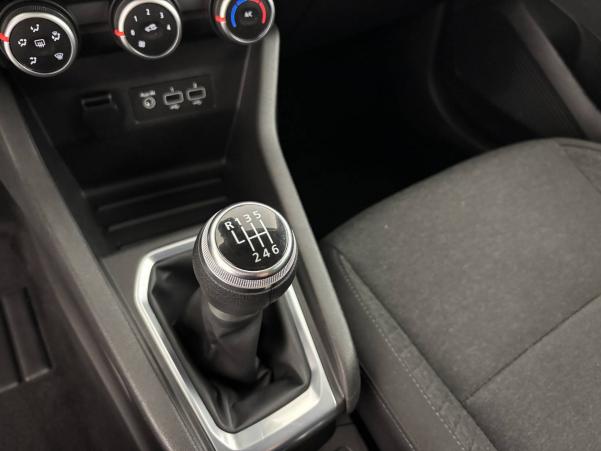 Vente en ligne Renault Clio 5 Clio TCe 90 au prix de 13 890 €
