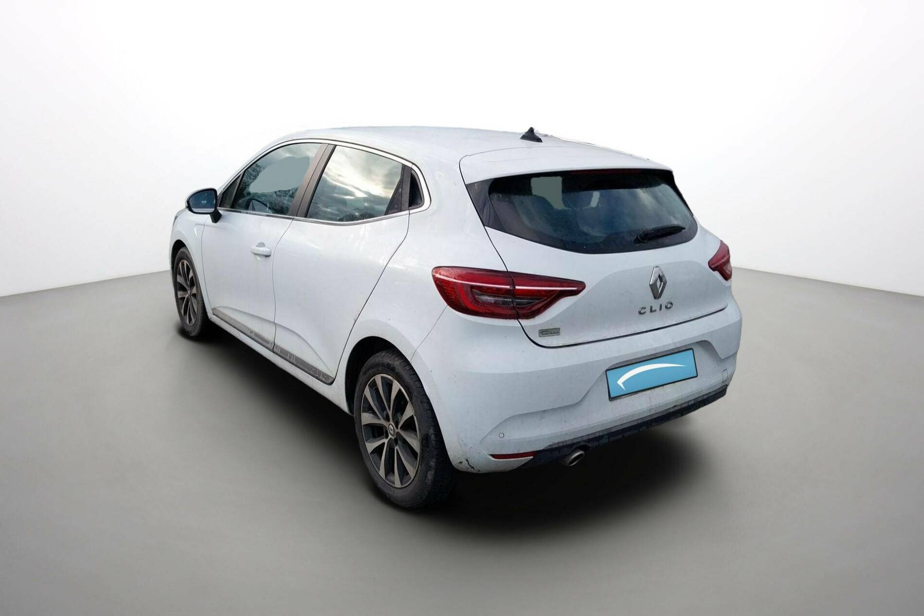 Vente en ligne Renault Clio 5 Clio TCe 90 - 21N au prix de 15 490 €