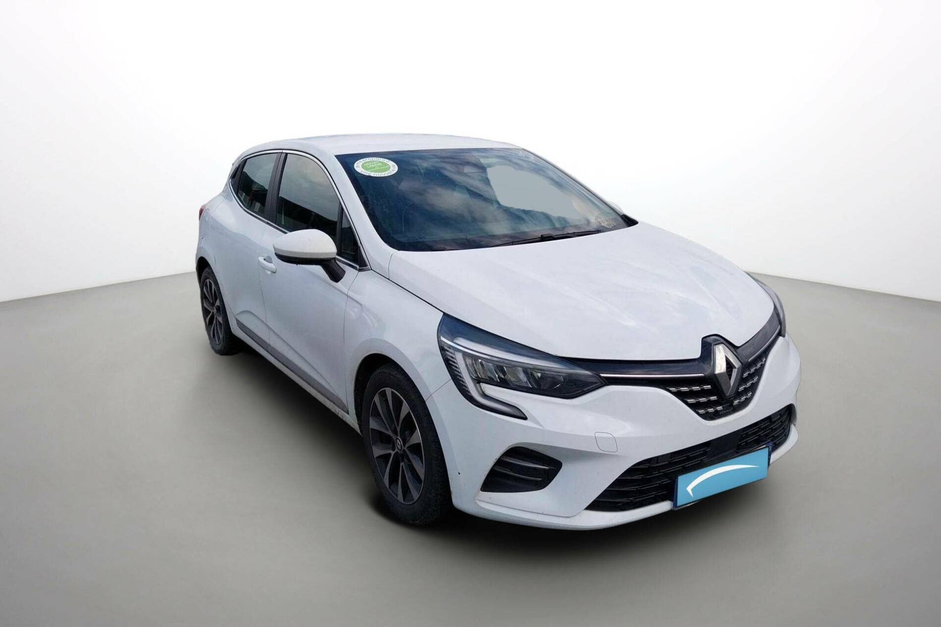 Vente en ligne Renault Clio 5 Clio TCe 90 - 21N au prix de 15 490 €