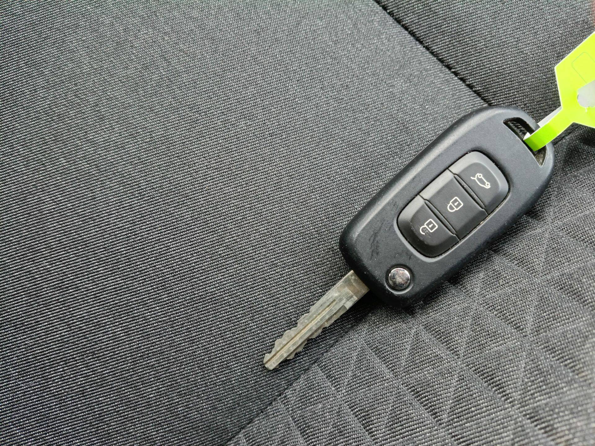 Vente en ligne Renault Clio 5 Clio TCe 90 X-Tronic au prix de 15 390 €