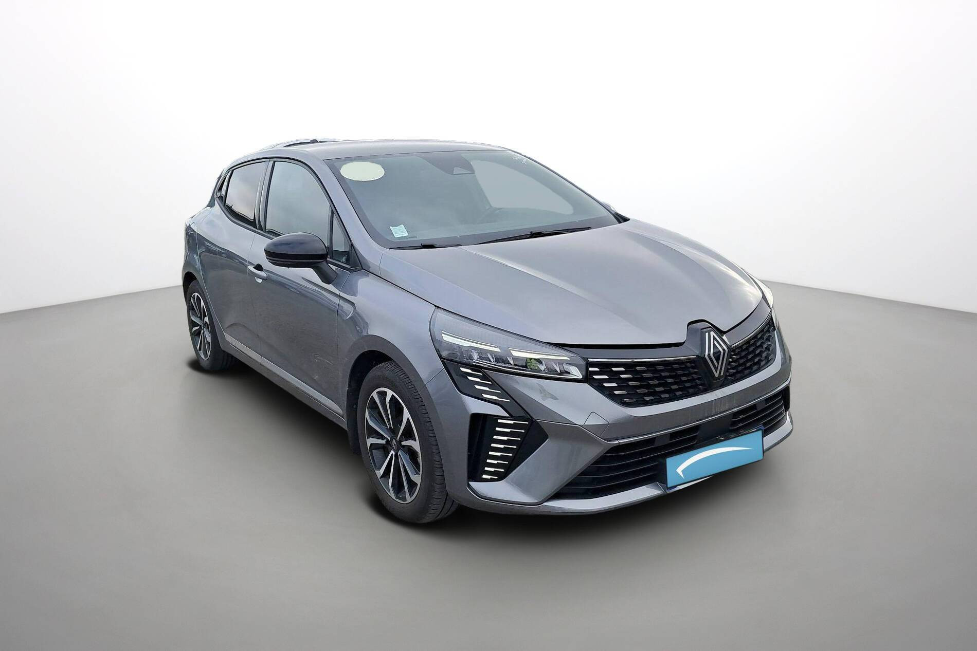 Vente en ligne Renault Clio 5 Clio E-Tech full hybrid 145 au prix de 17 990 €