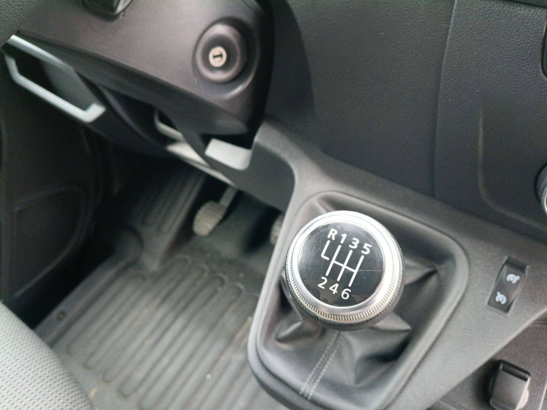 Vente en ligne Renault Master 3 Châssis Cabine MASTER PHC F3500 L3H1 ENERGY DCI 145 POUR TRANSF au prix de 20 990 €