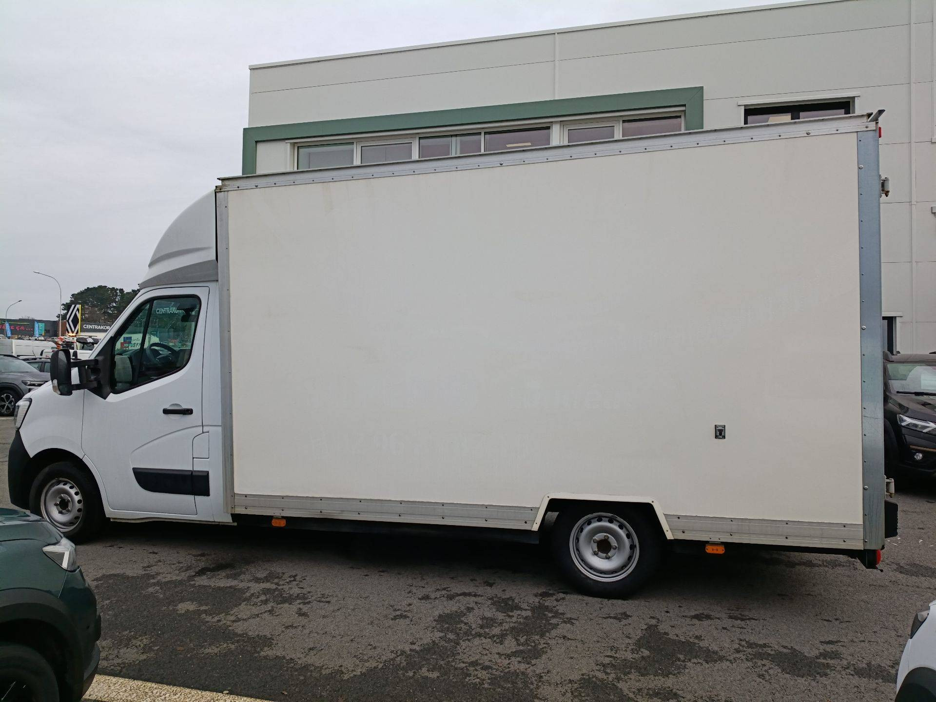 Vente en ligne Renault Master 3 Châssis Cabine MASTER PHC F3500 L3H1 ENERGY DCI 145 POUR TRANSF au prix de 20 990 €