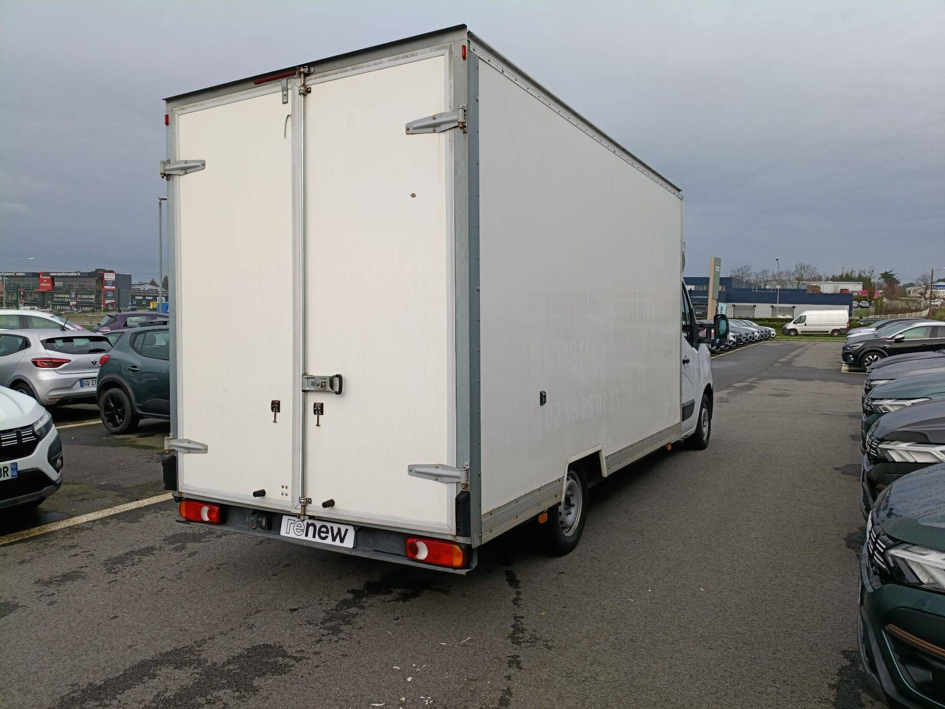 Vente en ligne Renault Master 3 Châssis Cabine MASTER PHC F3500 L3H1 ENERGY DCI 145 POUR TRANSF au prix de 20 990 €