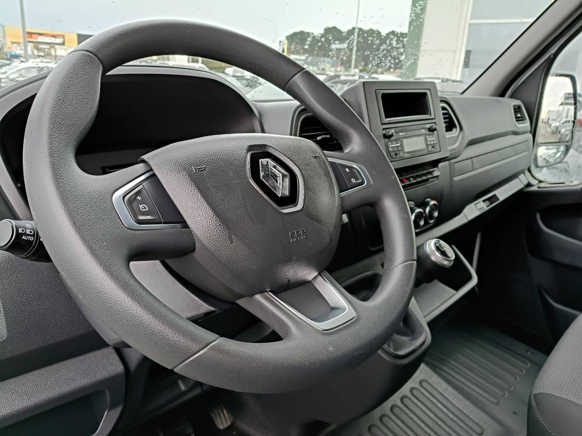 Vente en ligne Renault Master 3 Châssis Cabine MASTER PHC F3500 L3H1 ENERGY DCI 145 POUR TRANSF au prix de 20 990 €