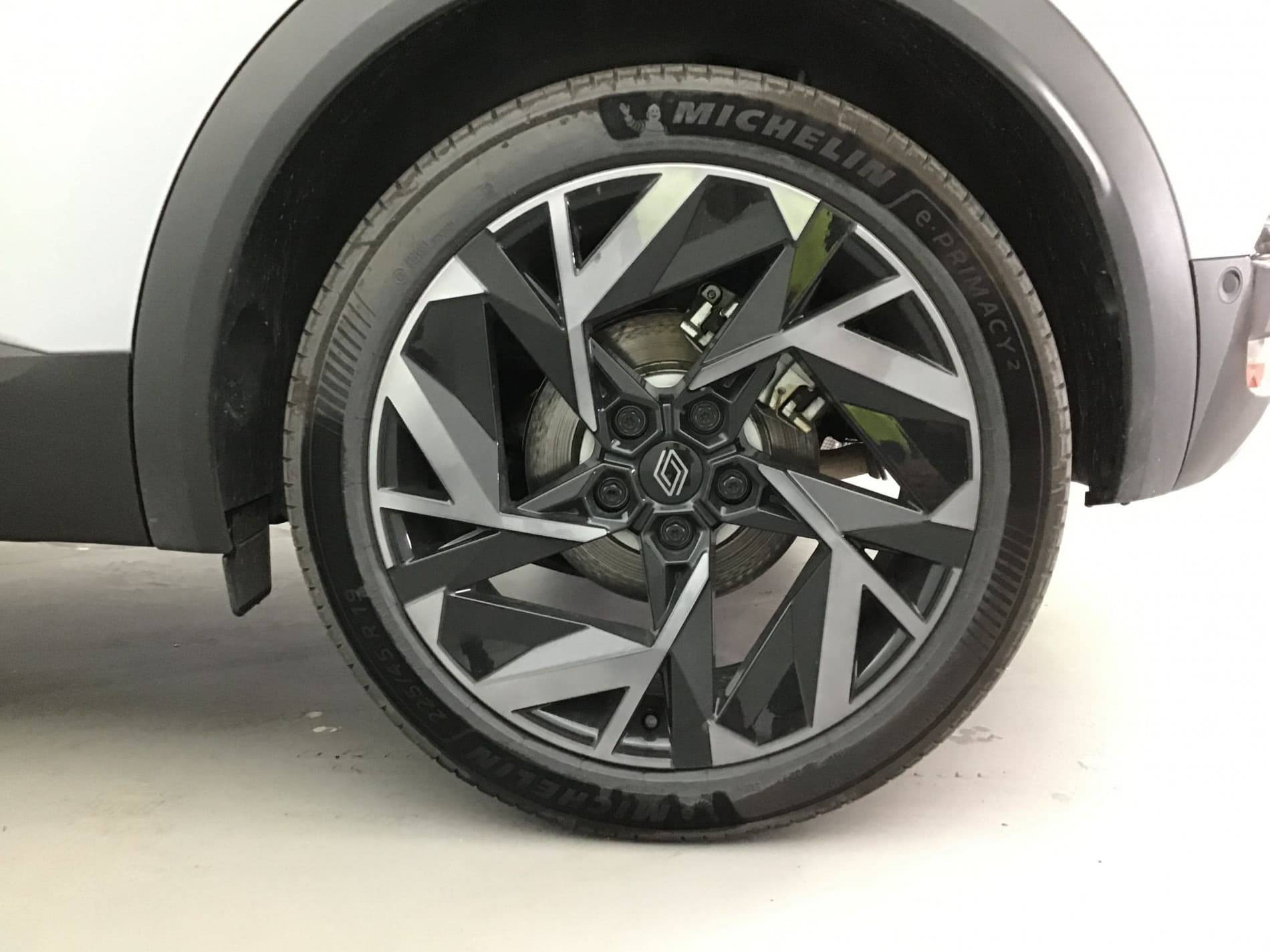 Vente en ligne Renault Captur  E-Tech full hybrid 145 ch au prix de 28 990 €