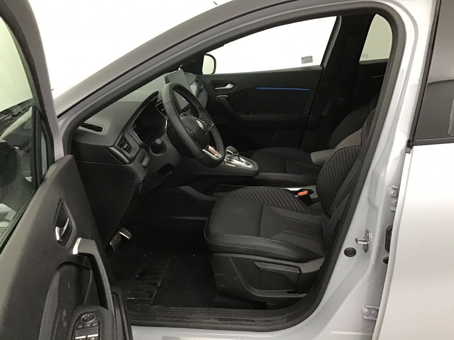 Vente en ligne Renault Captur  E-Tech full hybrid 145 ch au prix de 28 990 €