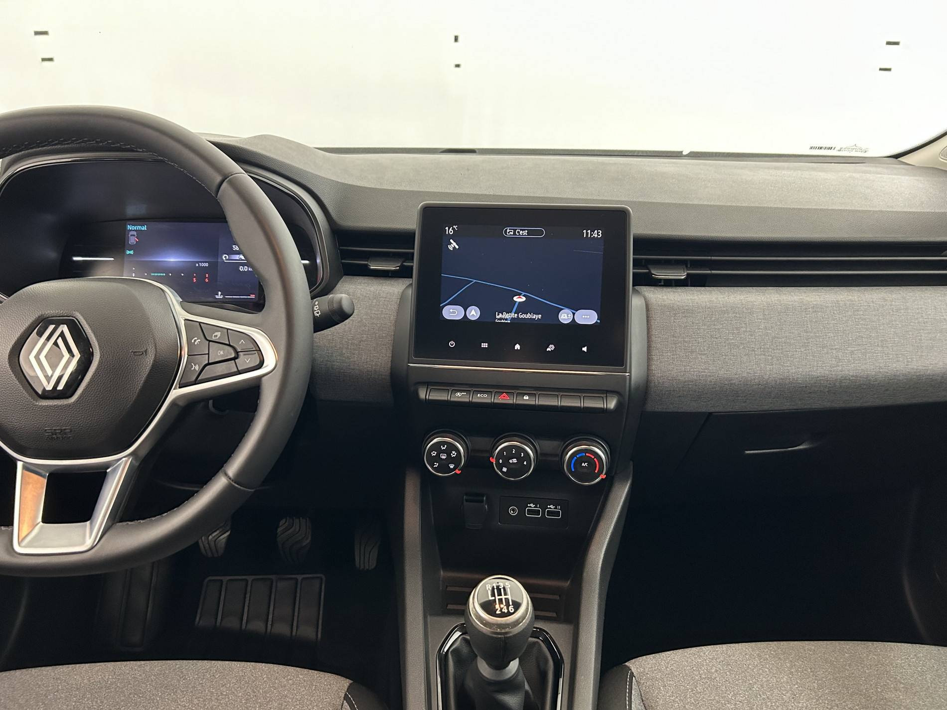 Vente en ligne Renault Clio 5 Clio Blue dCi 100 ch GSR2 au prix de 15 990 €