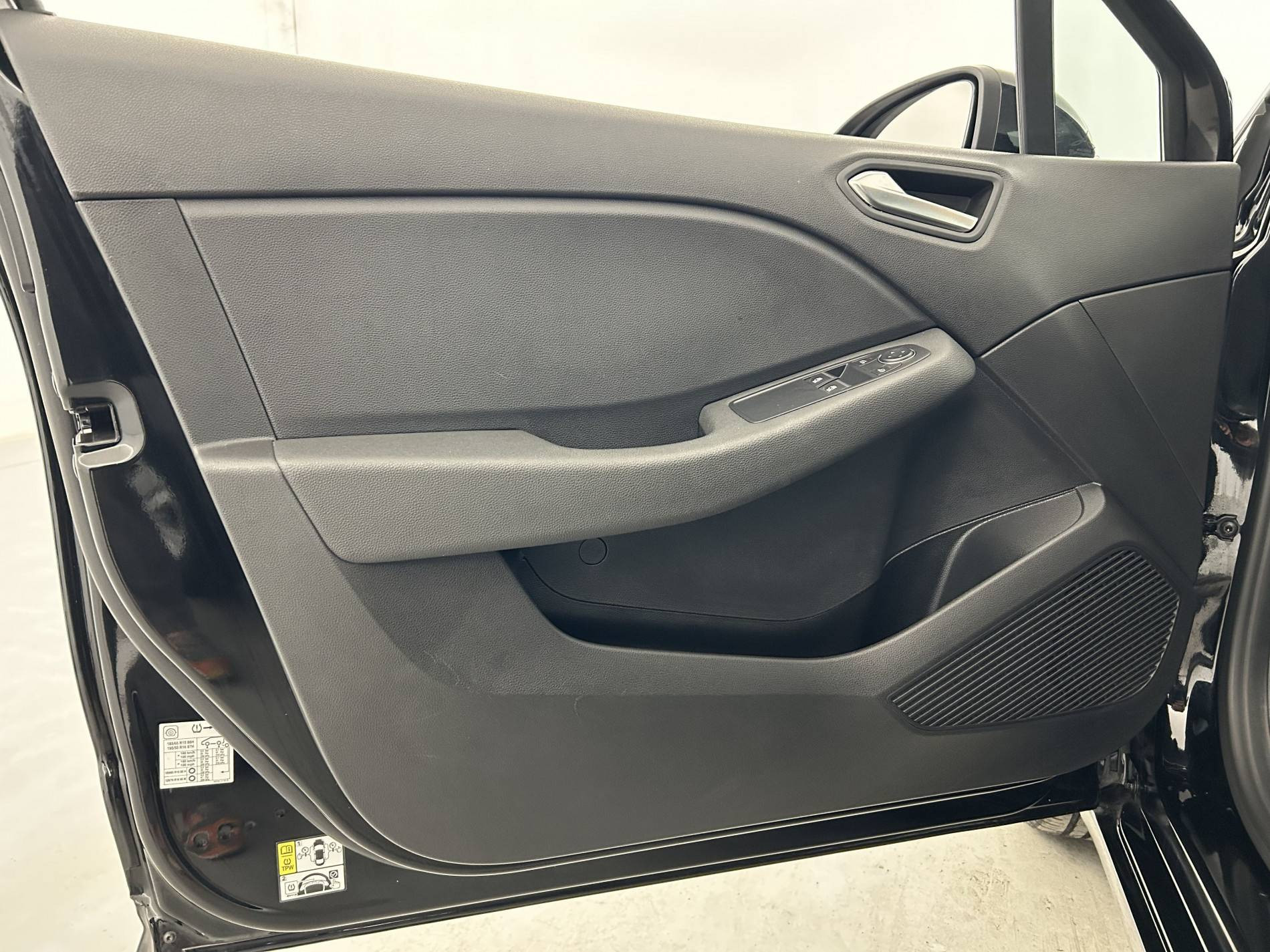 Vente en ligne Renault Clio 5 Clio Blue dCi 100 ch GSR2 au prix de 15 990 €